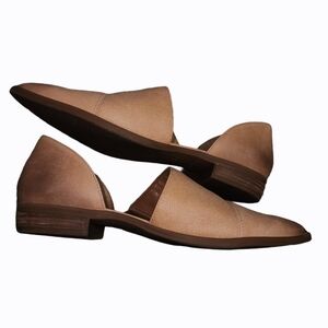 Chelsea & Violet Pippa Leather Flats Size 9M Latte Tan NWOT Business Casual